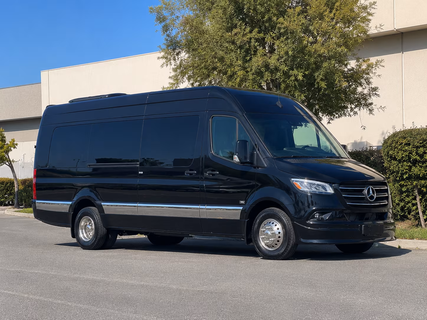 15 passenger sprinter van